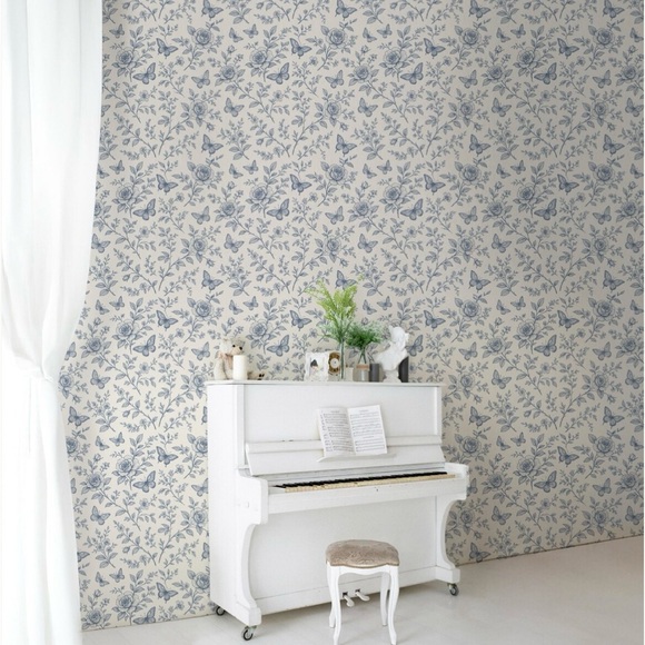 Floral Blue and White Peel & Stick Wallpaper